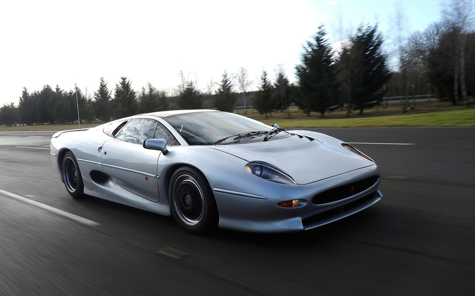 ݱXJ220ܳͼ