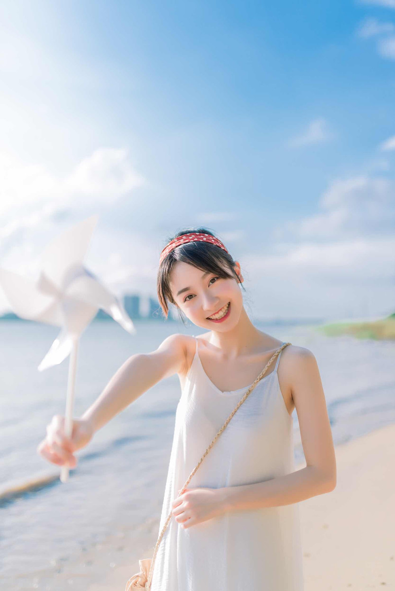 ƷŮ˽˴
