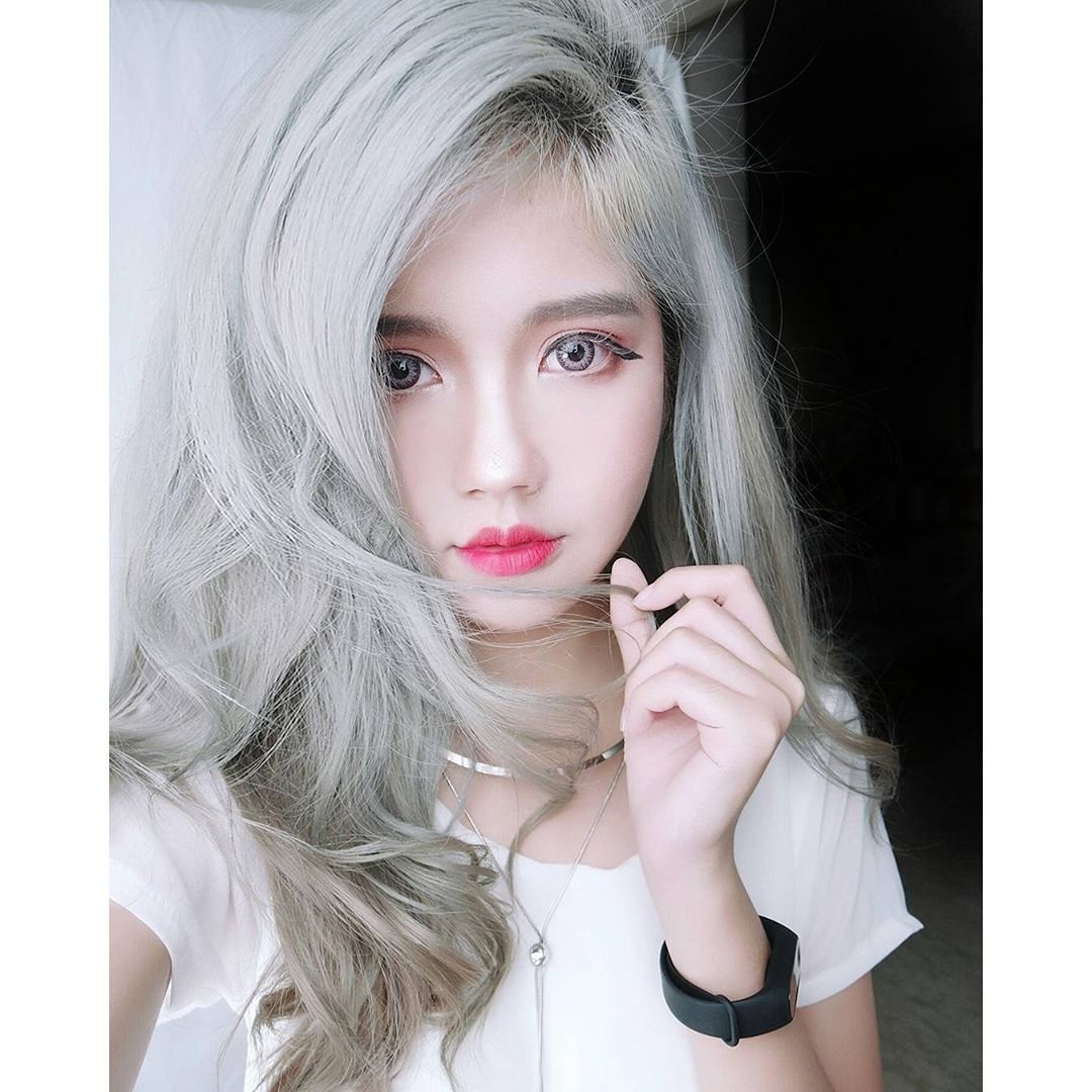 ŮCharlotte Lumʱ˽ͼƬ