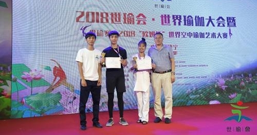 2018褻ᡤ٤Ļ 褻ḱϯ֣ƽ´