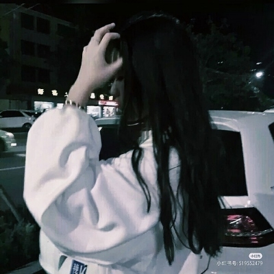 黑白风格高冷女生真人头像合集